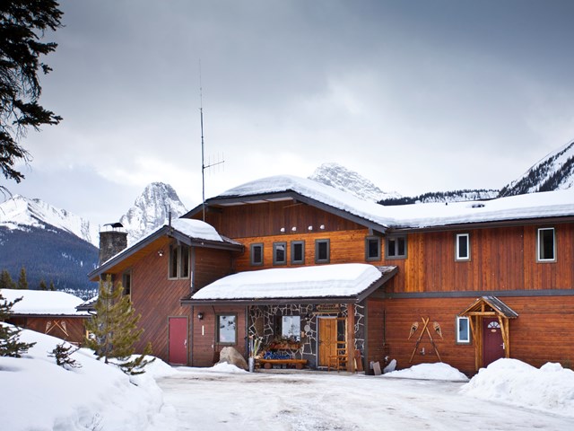 Welcome to Mount Engadine Lodge