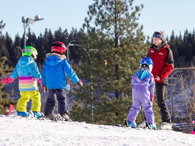 Snow Valley Ski Club - Learning to Slide! | ''