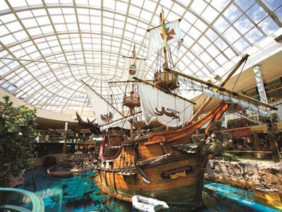 9 Reasons Why You Must Visit West Edmonton Mall From Penguins To Roller Coasters Alberta Canada