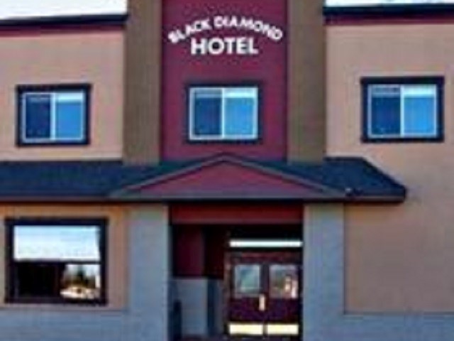 Cowboy Trail Motel Black Diamond Deals | head.hesge.ch