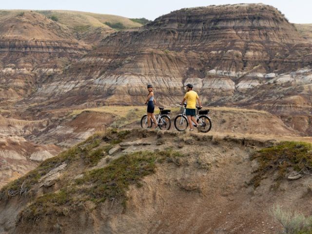 Bike in Drumheller - Travel Alberta / Katie Goldie