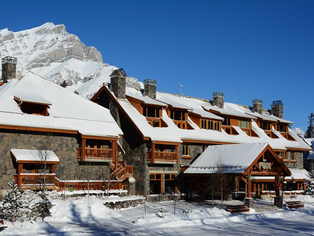 Fox Hotel & Suites in Winter | ''