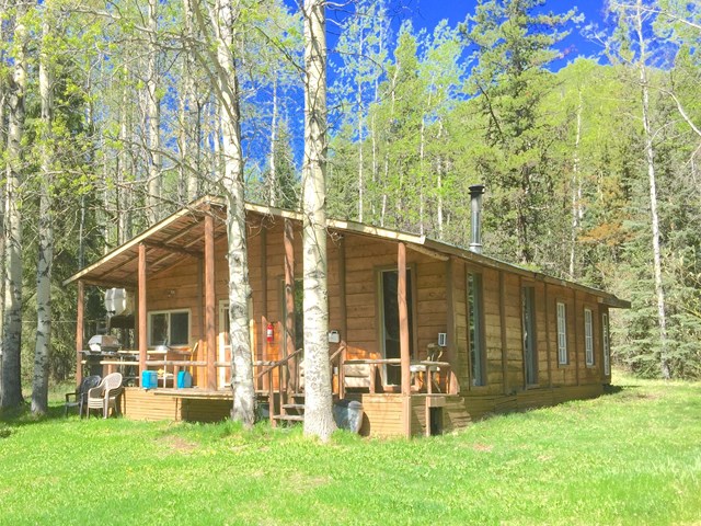 Large four bedroom cabin 