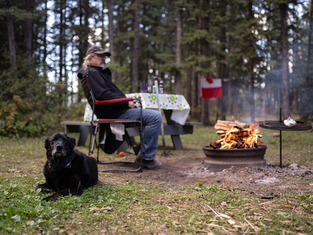https://www.hinton.ca/235/Accommodations-Camping